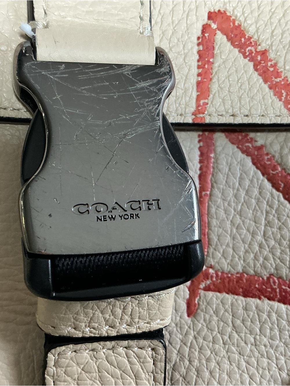 COACH x Basquiat Famous Messenger Bag C5425 - Picture 5 of 16
